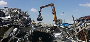 Reciclados Solucar retroexcavadora